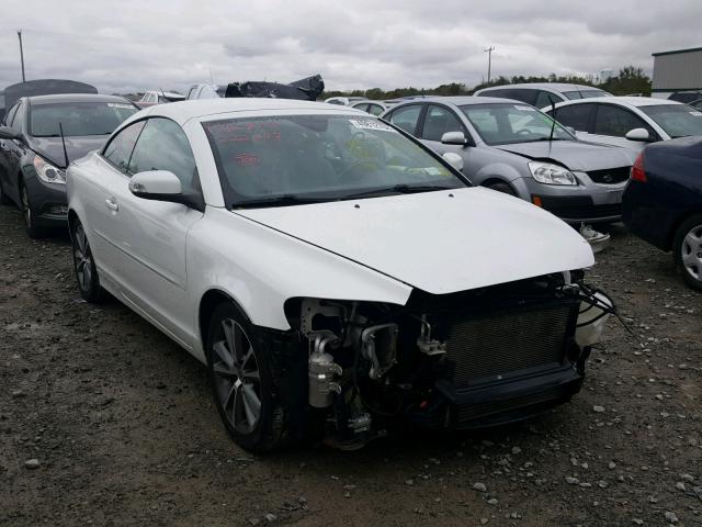 YV1672MC4AJ093455 - 2010 VOLVO C70 T5 WHITE photo 1