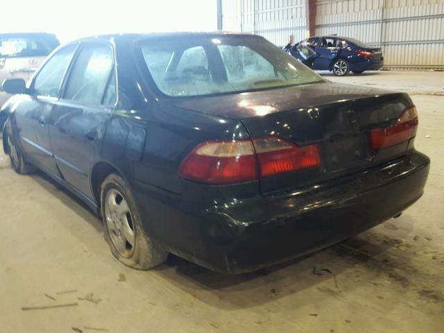 1HGCG5647YA050322 - 2000 HONDA ACCORD LX GREEN photo 3