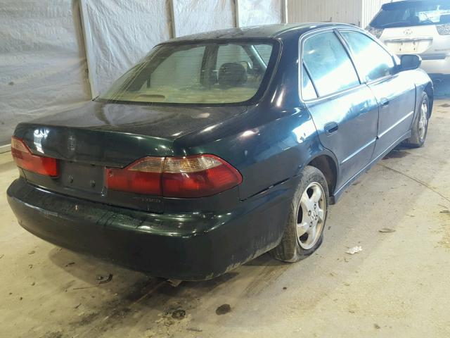 1HGCG5647YA050322 - 2000 HONDA ACCORD LX GREEN photo 4