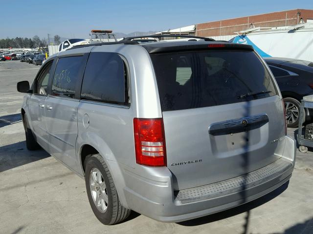 2A4RR5D17AR214675 - 2010 CHRYSLER TOWN & COU SILVER photo 3