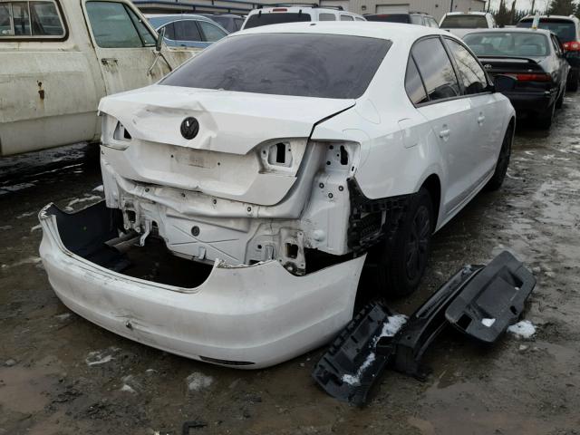 3VW1K7AJ4DM252297 - 2013 VOLKSWAGEN JETTA BASE WHITE photo 4