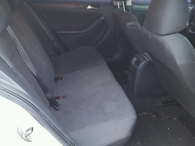 3VW1K7AJ4DM252297 - 2013 VOLKSWAGEN JETTA BASE WHITE photo 6