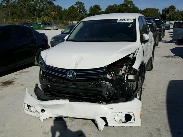 WVGAV3AX4DW585683 - 2013 VOLKSWAGEN TIGUAN S WHITE photo 9