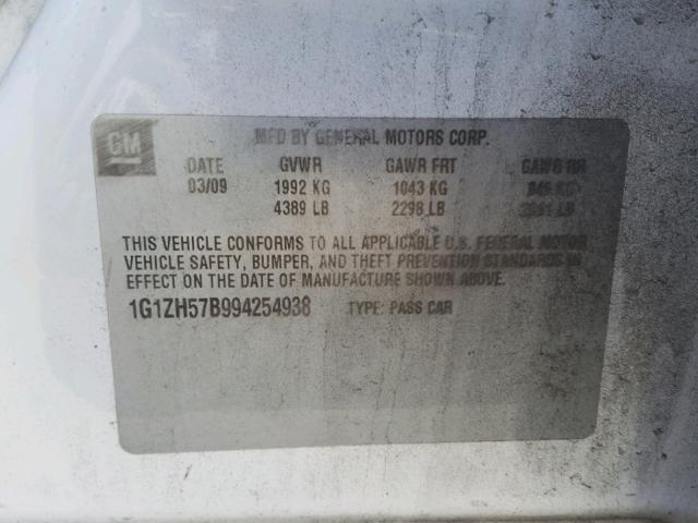 1G1ZH57B994254938 - 2009 CHEVROLET MALIBU 1LT WHITE photo 10