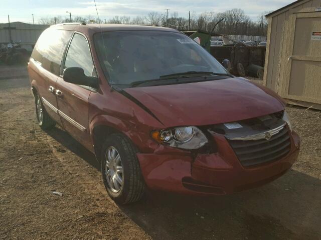 2A4GP54L77R361439 - 2007 CHRYSLER TOWN & COU RED photo 1