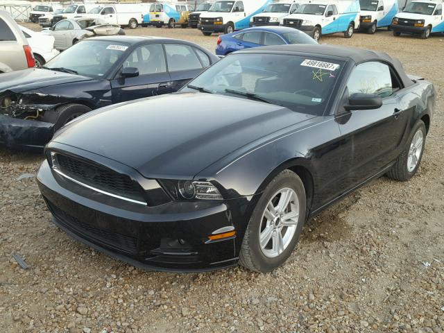 1ZVBP8EM8E5322374 - 2014 FORD MUSTANG BLACK photo 2