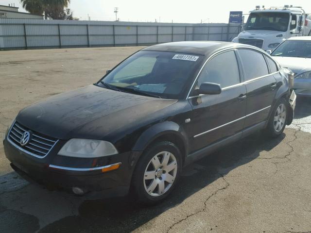 WVWRH63B52P010744 - 2002 VOLKSWAGEN PASSAT GLX BLACK photo 2