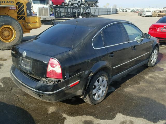 WVWRH63B52P010744 - 2002 VOLKSWAGEN PASSAT GLX BLACK photo 4