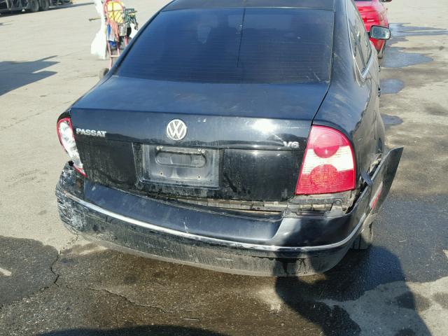 WVWRH63B52P010744 - 2002 VOLKSWAGEN PASSAT GLX BLACK photo 9