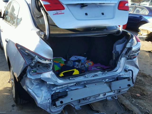 3N1AB7AP1GY312382 - 2016 NISSAN SENTRA S SILVER photo 9