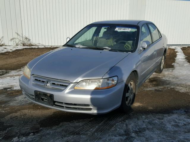 1HGCG56521A093559 - 2001 HONDA ACCORD LX SILVER photo 2