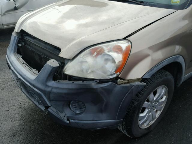 JHLRD78895C061306 - 2005 HONDA CR-V EX GOLD photo 9