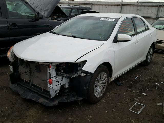 4T4BF1FK0DR307142 - 2013 TOYOTA CAMRY L WHITE photo 2