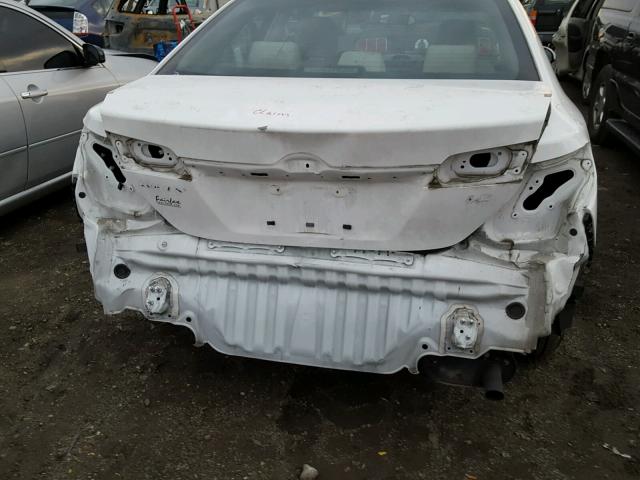 4T4BF1FK0DR307142 - 2013 TOYOTA CAMRY L WHITE photo 9