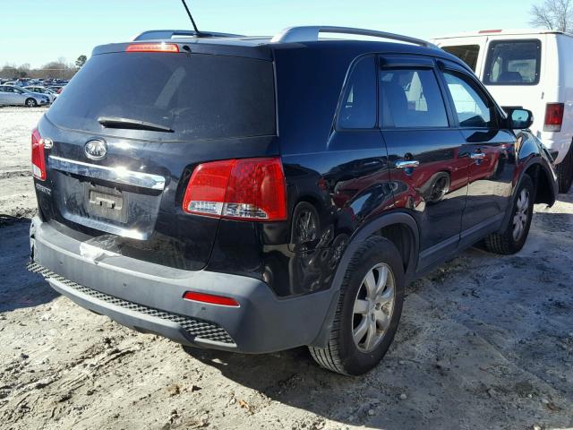 5XYKT3A11BG139902 - 2011 KIA SORENTO BA BLACK photo 4