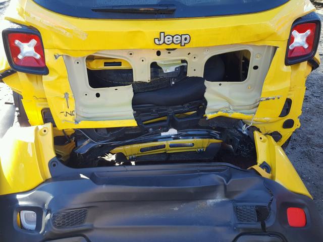 ZACCJAAT3GPE21630 - 2016 JEEP RENEGADE S 黄色 照片 9