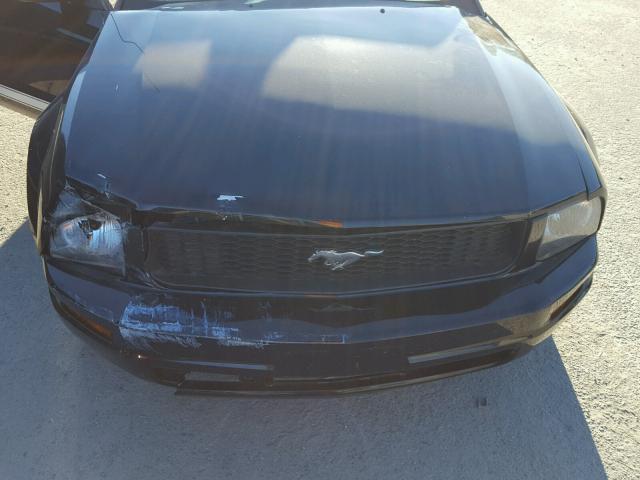 1ZVFT80NX55171728 - 2005 FORD MUSTANG BLACK photo 7