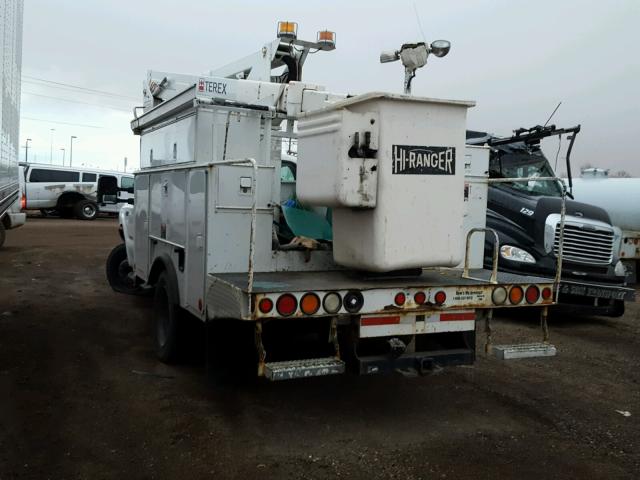 1FDAF56P44EC20282 - 2004 FORD F550 SUPER WHITE photo 3