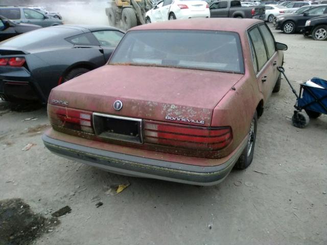 1G2HX54C5JW267962 - 1988 PONTIAC BONNEVILLE RED photo 4