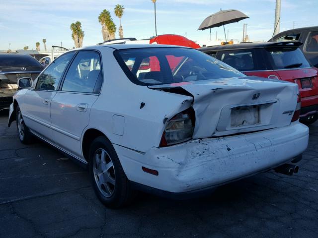 1HGCD5655SA051283 - 1995 HONDA ACCORD EX WHITE photo 3