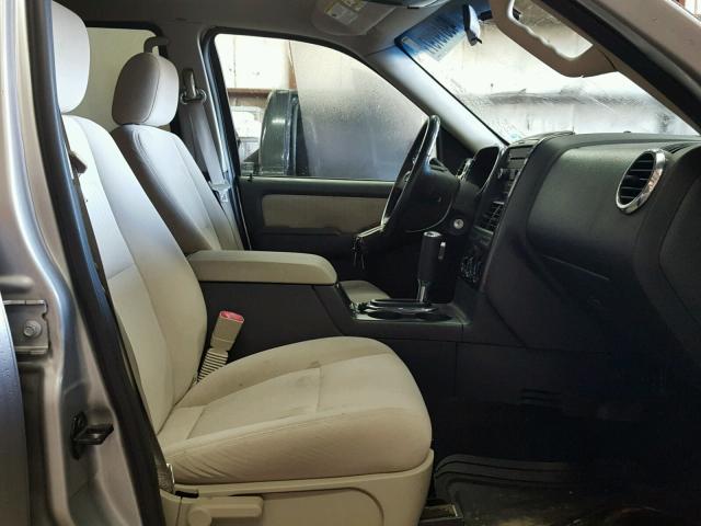 1FMEU73EX8UA07600 - 2008 FORD EXPLORER X GRAY photo 5