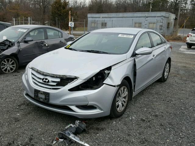 5NPEB4AC3BH149203 - 2011 HYUNDAI SONATA GLS SILVER photo 2