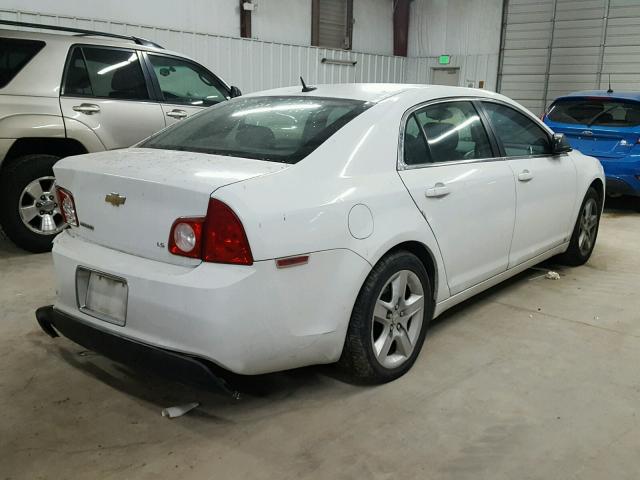 1G1ZG57B39F244073 - 2009 CHEVROLET MALIBU LS WHITE photo 4