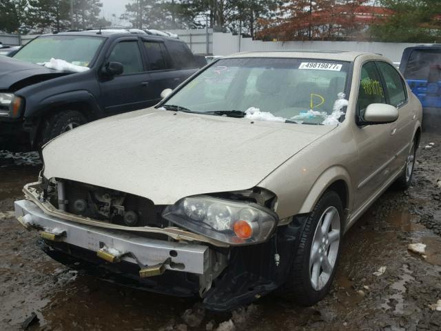 JN1DA31DX3T500965 - 2003 NISSAN MAXIMA GLE GOLD photo 2