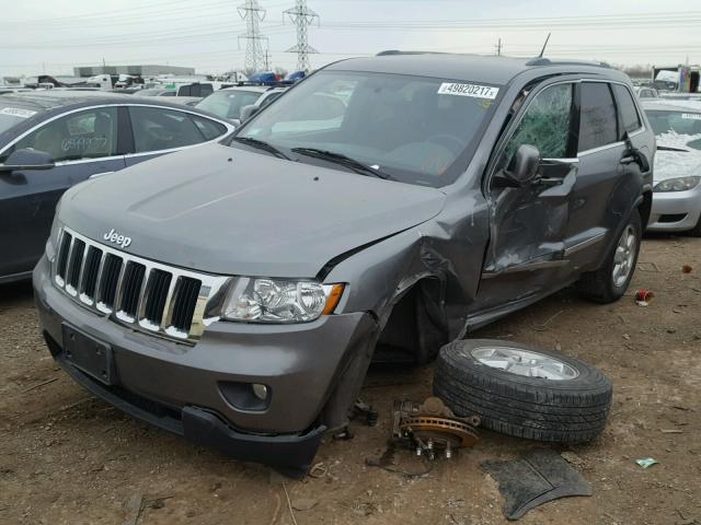 1C4RJEAG3CC172426 - 2012 JEEP GRAND CHER GRAY photo 2