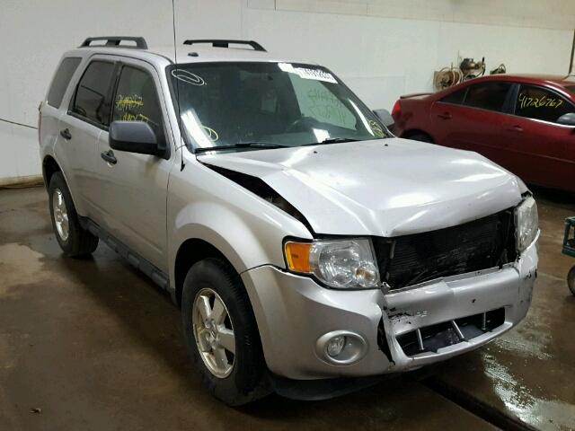 1FMCU0DG3BKA80681 - 2011 FORD ESCAPE XLT SILVER photo 1