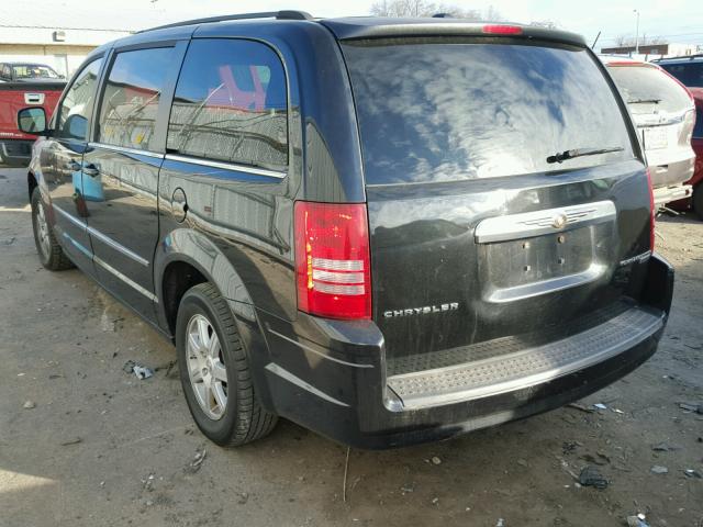 2A4RR5D1XAR285823 - 2010 CHRYSLER TOWN & COU BLACK photo 3