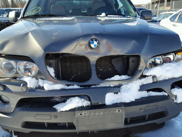 5UXFB53586LV22311 - 2006 BMW X5 4.4I GRAY photo 9