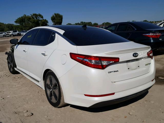 KNAGM4AD1D5049743 - 2013 KIA OPTIMA HYB WHITE photo 3