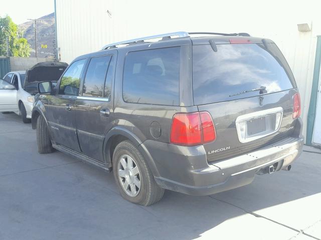 5LMFU27535LJ06257 - 2005 LINCOLN NAVIGATOR 黑色 照片 3