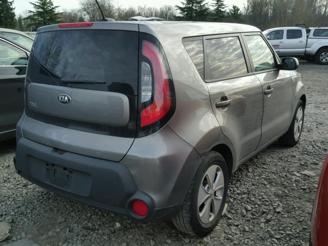 KNDJN2A2XG7339870 - 2016 KIA SOUL GRAY photo 4