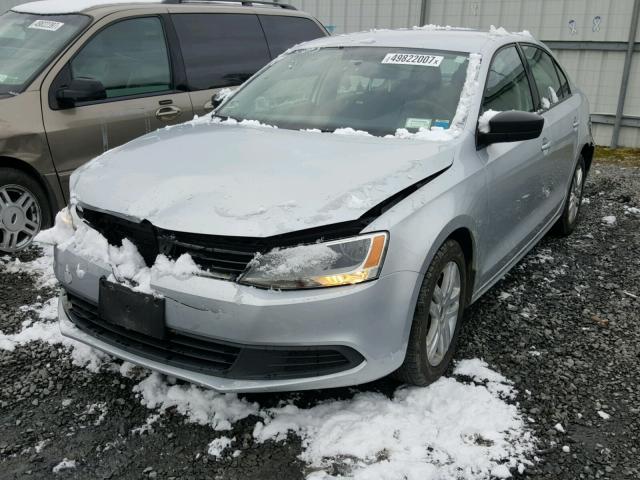 3VW2K7AJ3CM117962 - 2012 VOLKSWAGEN JETTA BASE SILVER photo 2