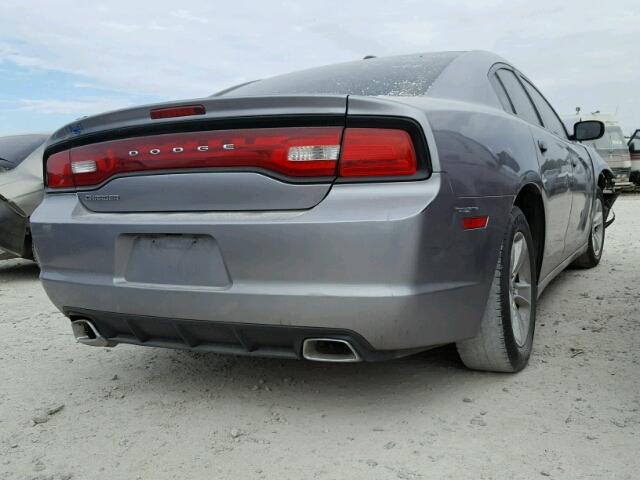 2C3CDXBG2EH333375 - 2014 DODGE CHARGER SE GRAY photo 4