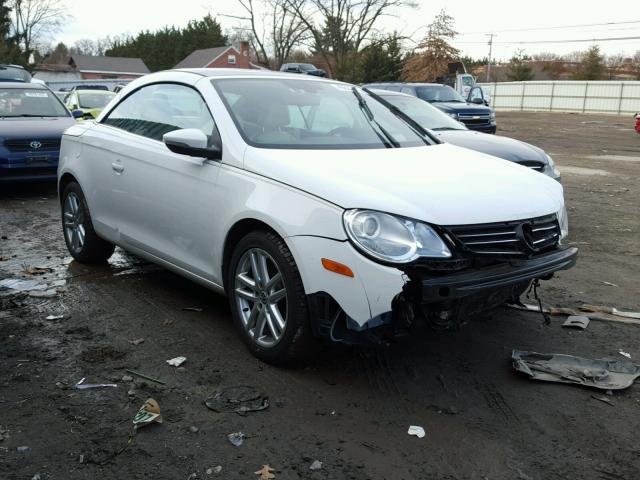 WVWFA7AH5AV024447 - 2010 VOLKSWAGEN EOS LUX WHITE photo 1