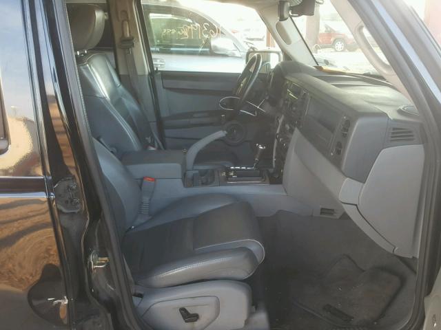 1J8HG48N17C530078 - 2007 JEEP COMMANDER BLACK photo 5