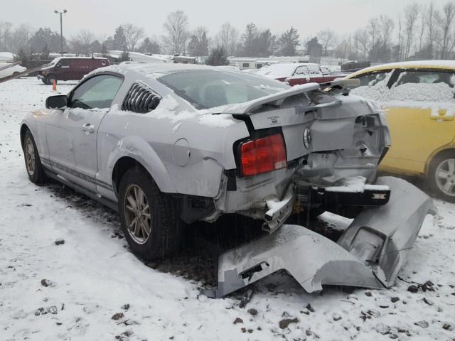 1ZVHT80N165246309 - 2006 FORD MUSTANG SILVER photo 3