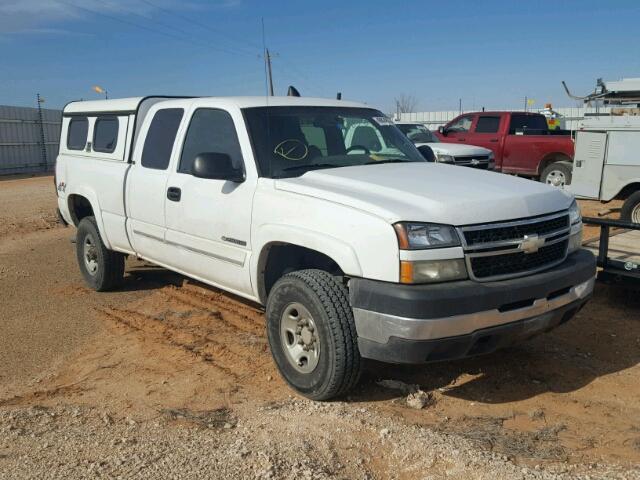 1GCHK29G26E174124 - 2006 CHEVROLET SILVERADO WHITE photo 1