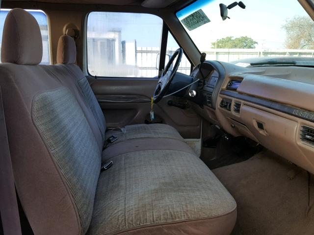 2FTJW35G3NCA86110 - 1992 FORD F350 WHITE photo 5