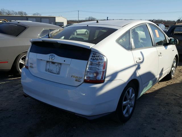 JTDKB20U683418221 - 2008 TOYOTA PRIUS WHITE photo 4