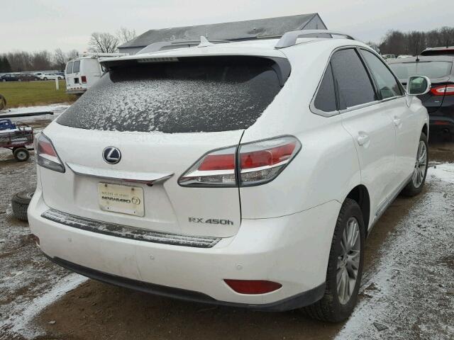 JTJBC1BA5D2442162 - 2013 LEXUS RX 450 WHITE photo 4