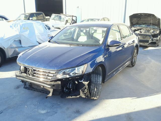 1VWDT7A34HC009575 - 2017 VOLKSWAGEN PASSAT R-L BLUE photo 2