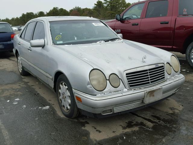 WDBJF55F0VA388991 - 1997 MERCEDES-BENZ E 320 GRAY photo 1