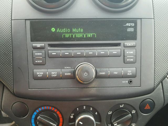 KL1TD56E19B641782 - 2009 CHEVROLET AVEO LS BLACK photo 9