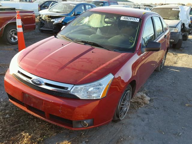 1FAHP3FN4AW212522 - 2010 FORD FOCUS SE RED photo 2