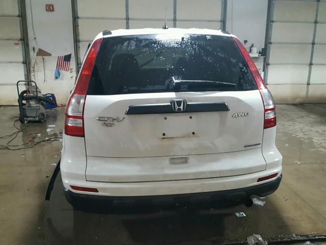 5J6RE4H43BL078310 - 2011 HONDA CR-V SE WHITE photo 10