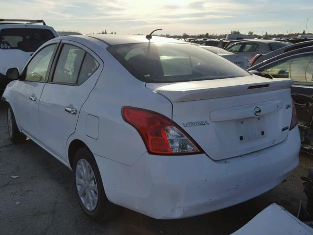 3N1CN7APXDL867582 - 2013 NISSAN VERSA S WHITE photo 3